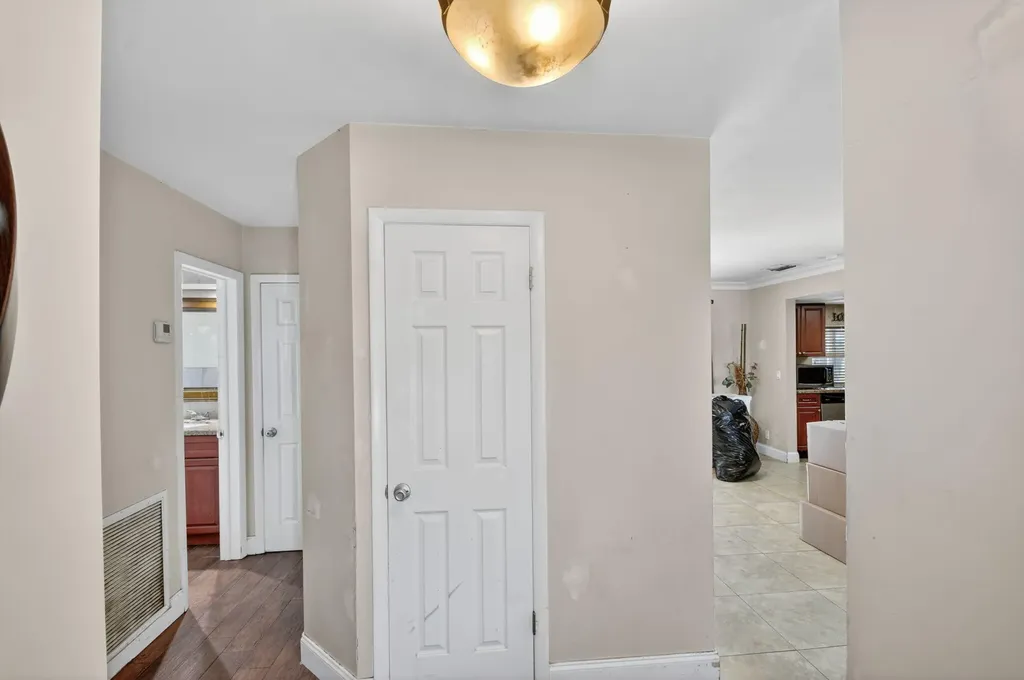 1660 40th Street West Palm Beach FL 33407