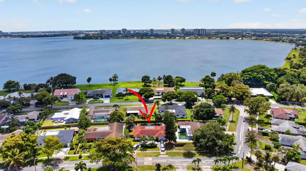 1660 40th Street West Palm Beach FL 33407