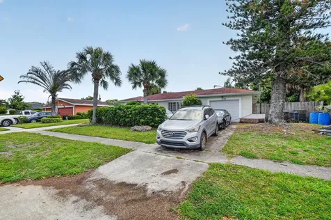 1660 40th Street West Palm Beach FL 33407
