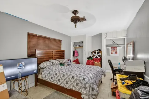 1660 40th Street West Palm Beach FL 33407