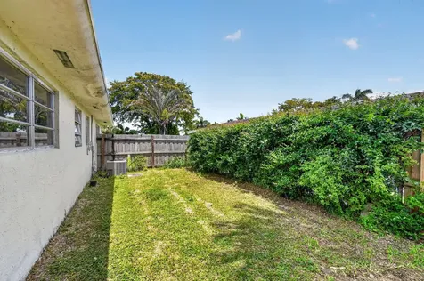 1660 40th Street West Palm Beach FL 33407