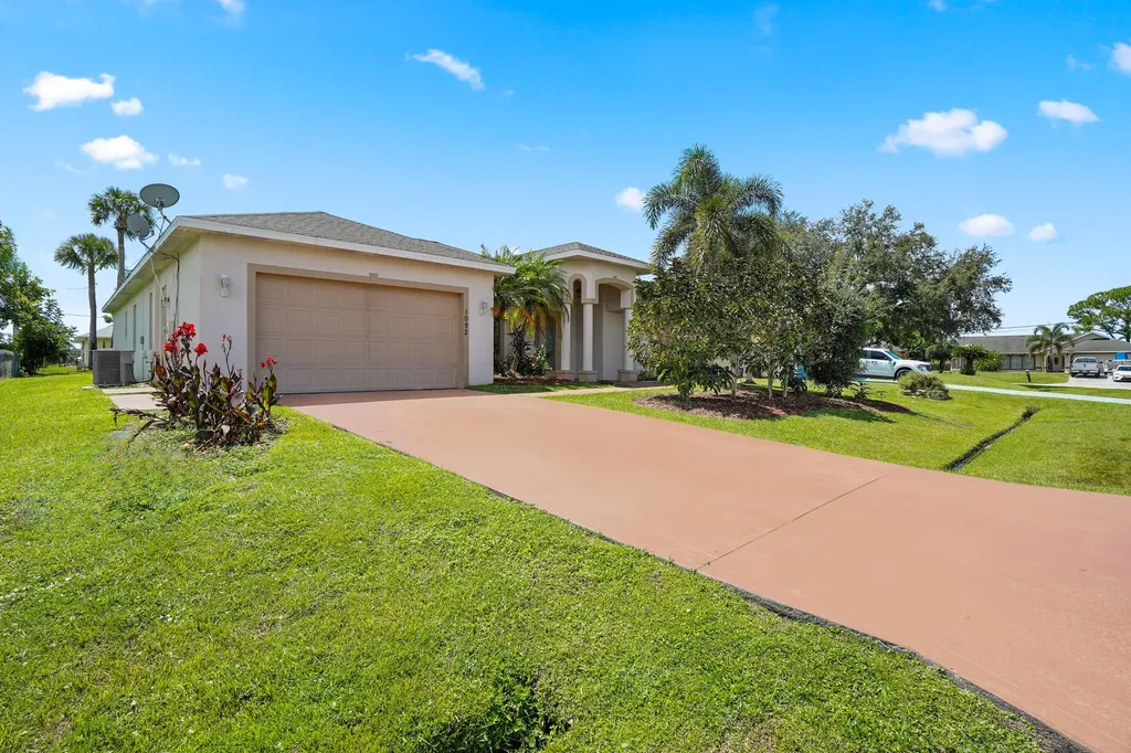1092 SW Majorca Avenue Port St Lucie FL 34953