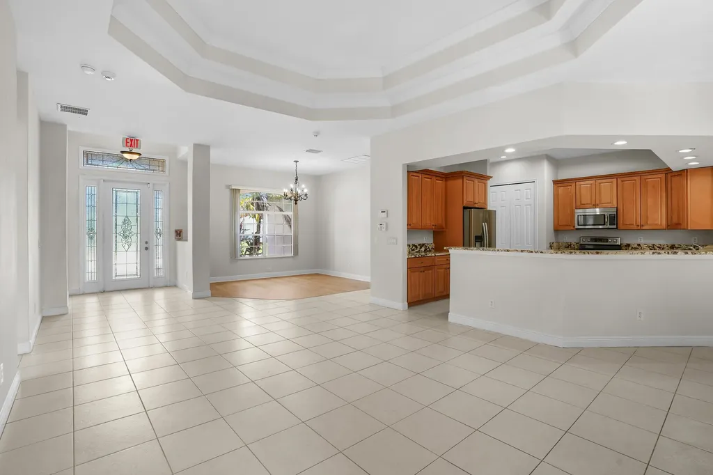 1092 SW Majorca Avenue Port St Lucie FL 34953