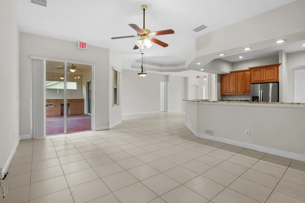 1092 SW Majorca Avenue Port St Lucie FL 34953
