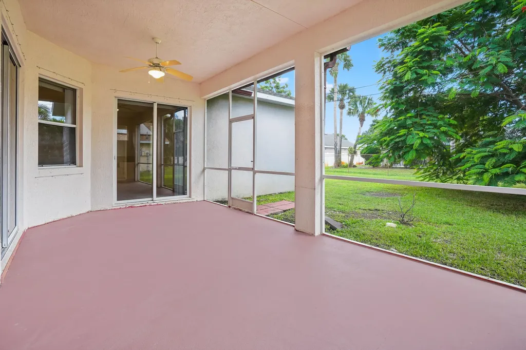 1092 SW Majorca Avenue Port St Lucie FL 34953