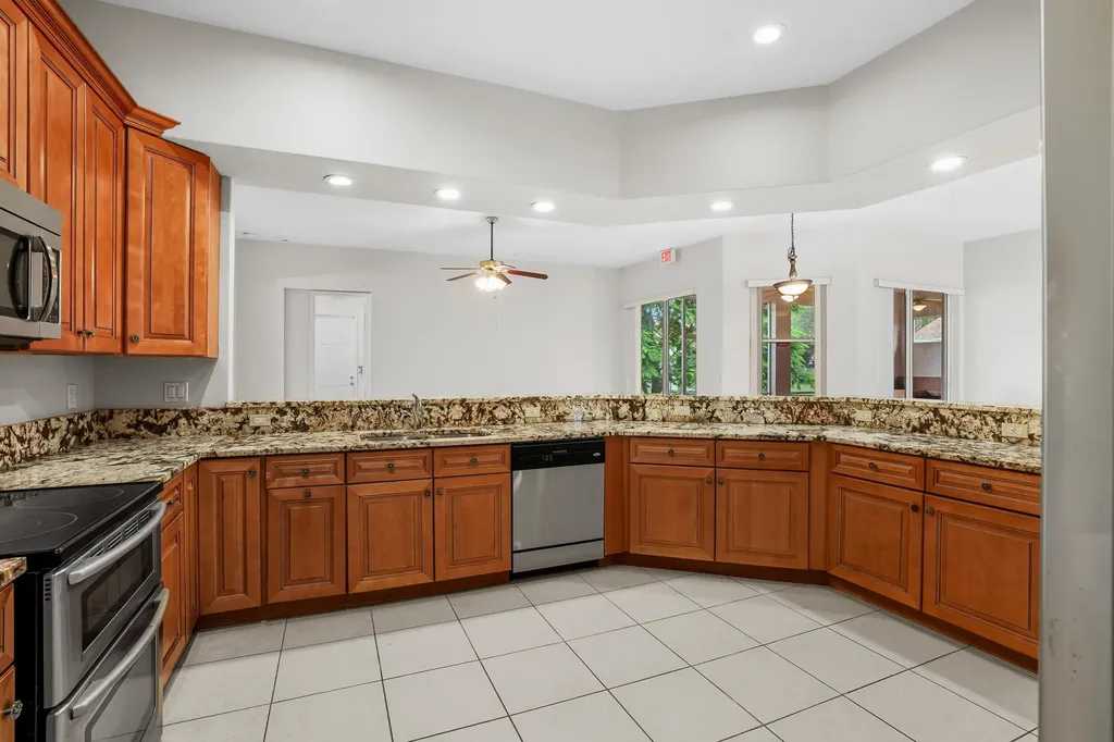 1092 SW Majorca Avenue Port St Lucie FL 34953