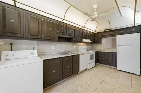 1043 NW 85th Avenue Plantation FL 33322