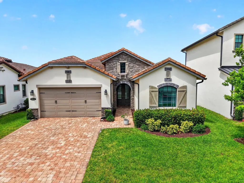 8524 Grand Prix Lane Boynton Beach FL 33472