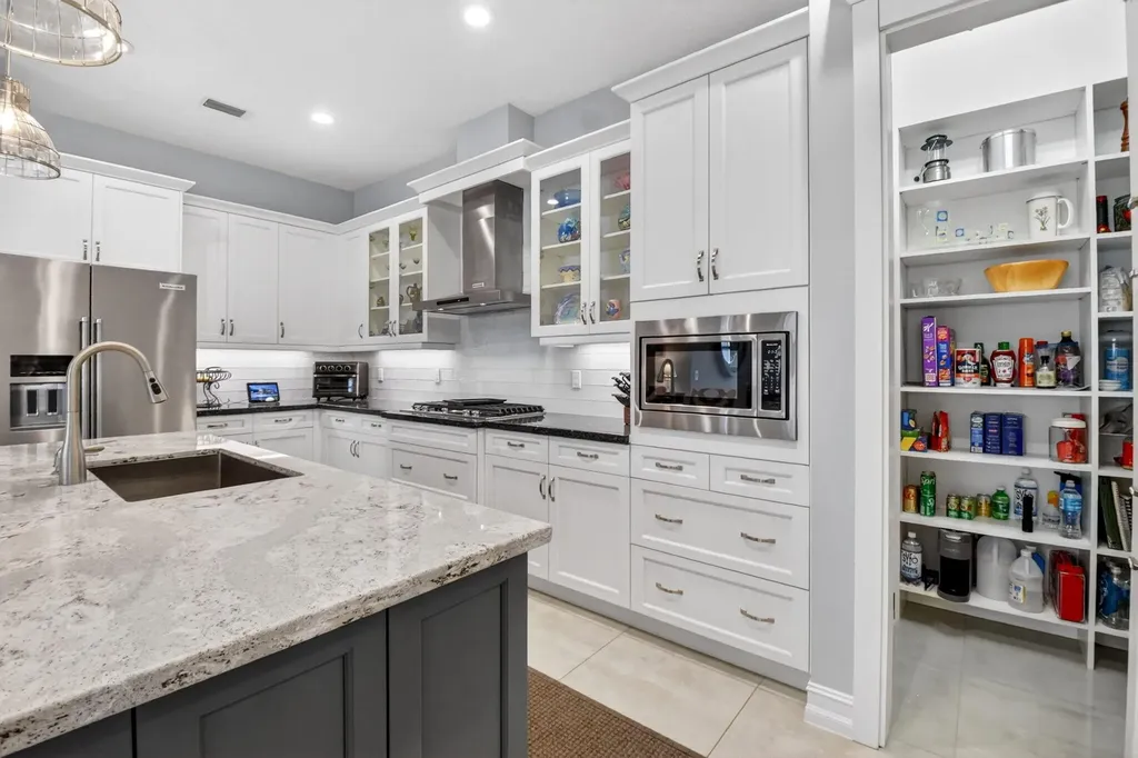 8524 Grand Prix Lane Boynton Beach FL 33472
