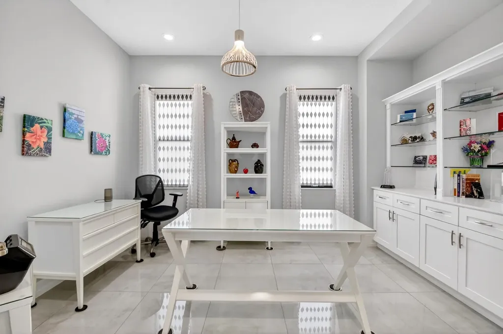 8524 Grand Prix Lane Boynton Beach FL 33472