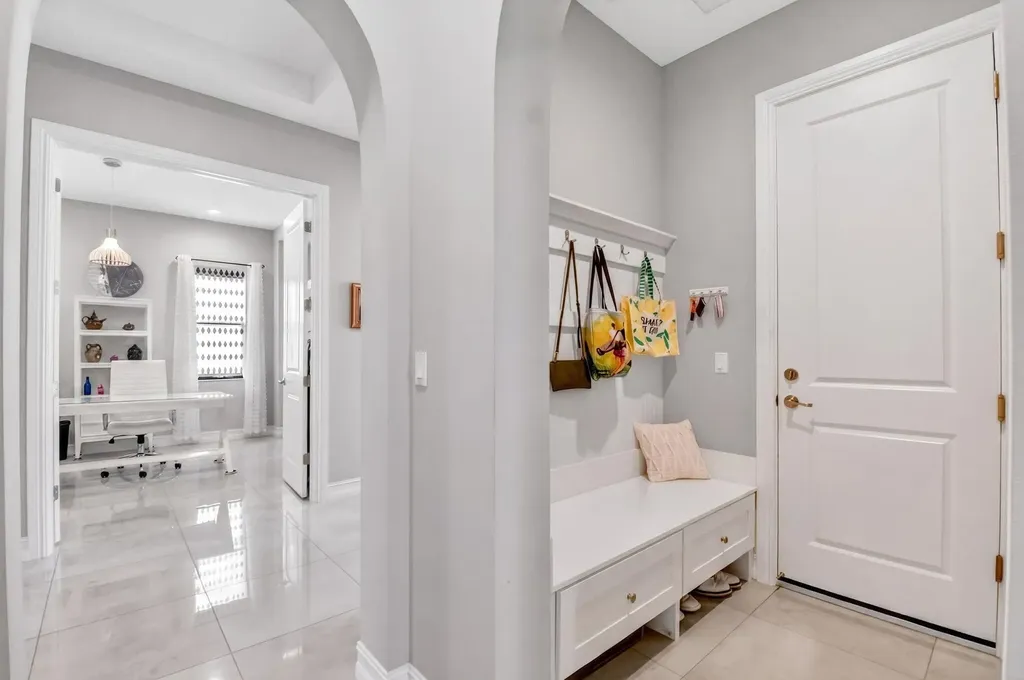 8524 Grand Prix Lane Boynton Beach FL 33472