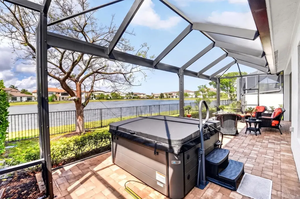 8524 Grand Prix Lane Boynton Beach FL 33472