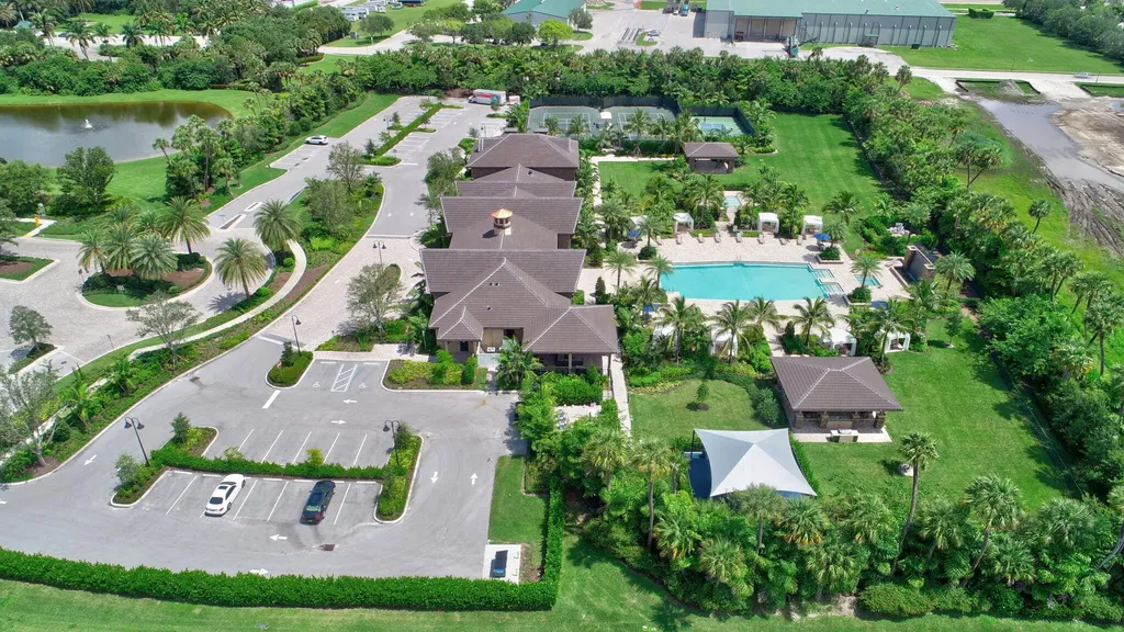 8524 Grand Prix Lane Boynton Beach FL 33472