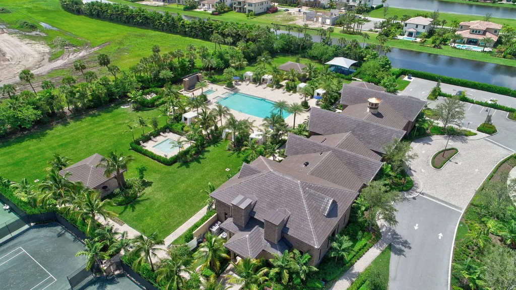 8524 Grand Prix Lane Boynton Beach FL 33472