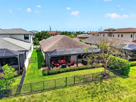 8524 Grand Prix Lane Boynton Beach FL 33472