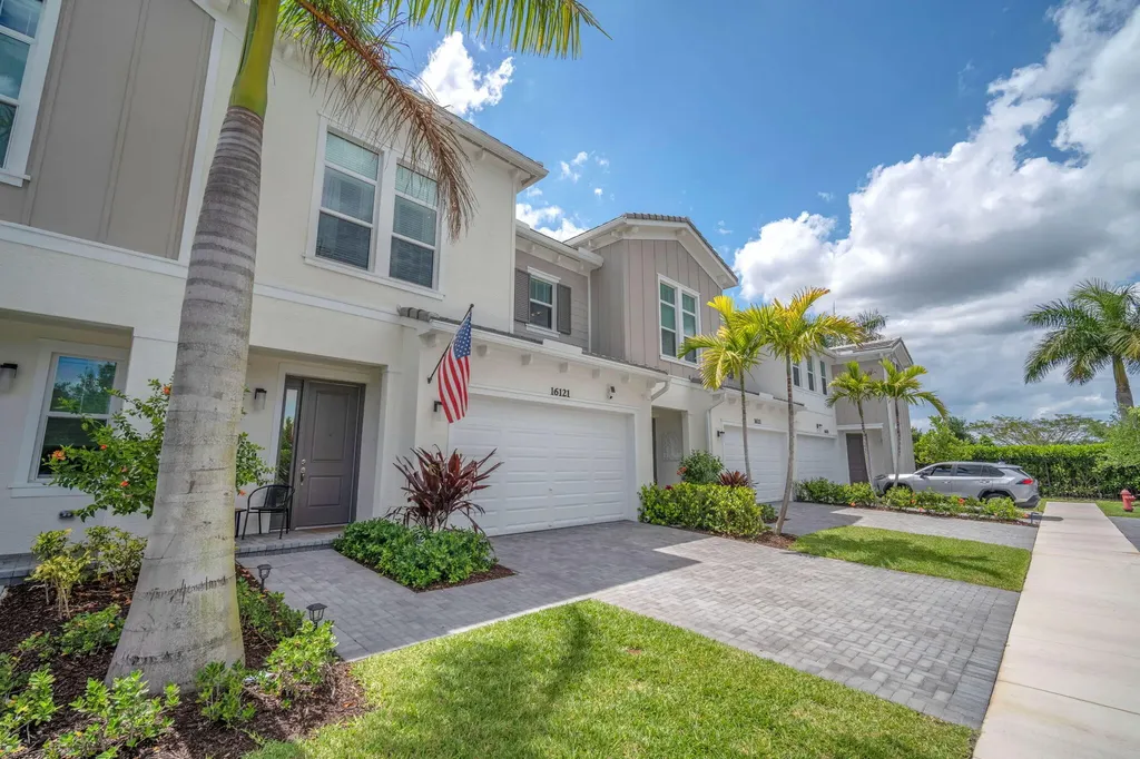 16121 Oakview Drive Westlake FL 33470