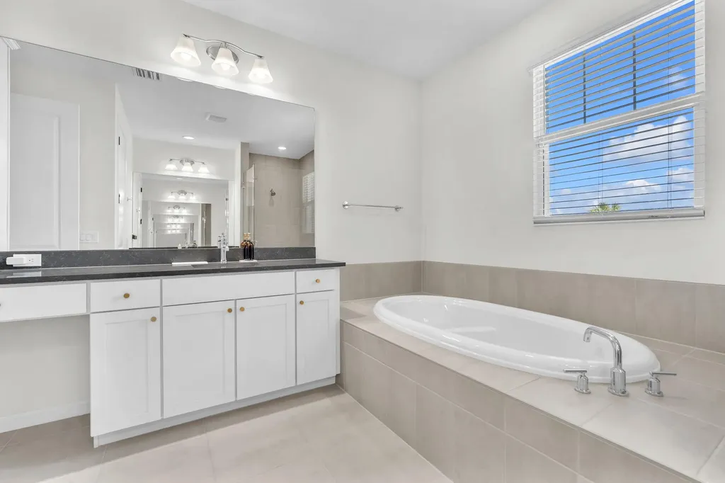 16121 Oakview Drive Westlake FL 33470