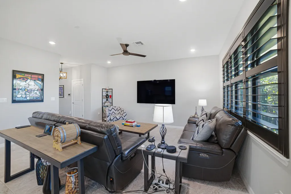 4460 Gramercy Drive Oakland Park FL 33309