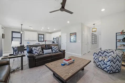 4460 Gramercy Drive Oakland Park FL 33309