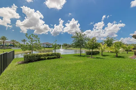 4460 Gramercy Drive Oakland Park FL 33309