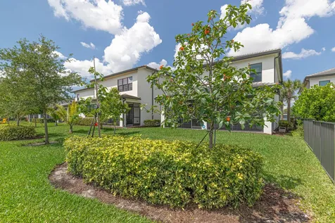 4460 Gramercy Drive Oakland Park FL 33309