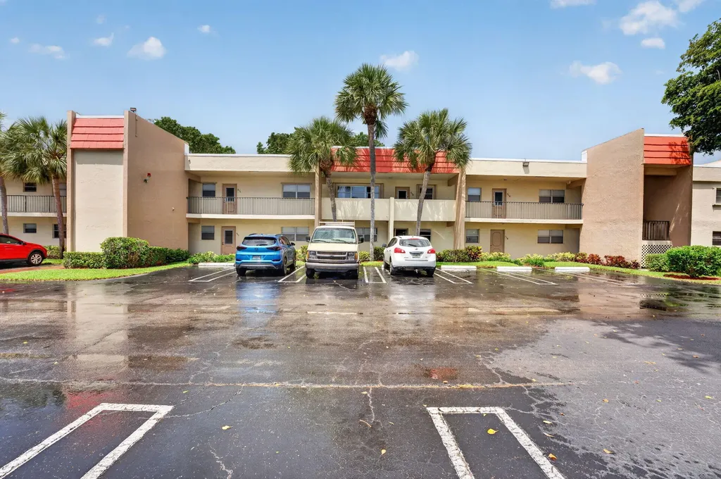2800 Fiore Way Delray Beach FL 33445
