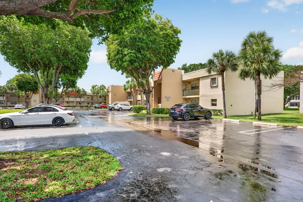 2800 Fiore Way Delray Beach FL 33445