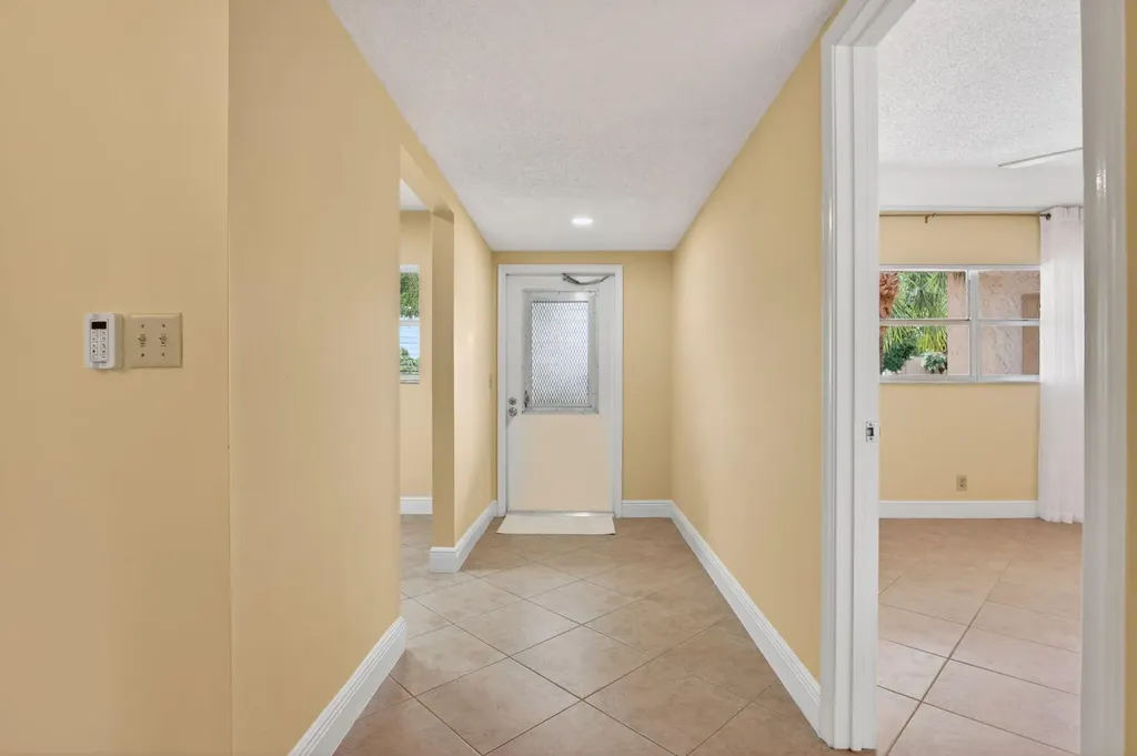 2800 Fiore Way Delray Beach FL 33445