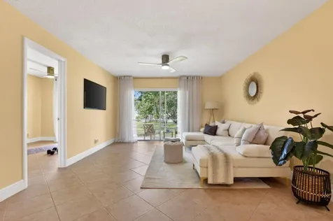 2800 Fiore Way Delray Beach FL 33445
