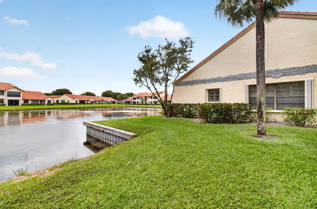8316 Waterline Drive Boynton Beach FL 33472