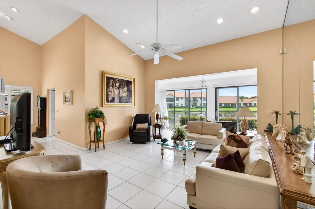 8316 Waterline Drive Boynton Beach FL 33472