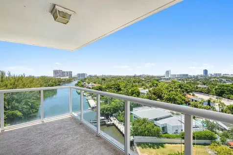 3000 Holiday Drive Fort Lauderdale FL 33316