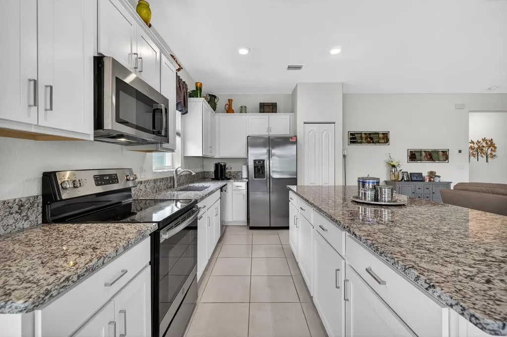 7697 NW Greenbank Circle Port St Lucie FL 34987