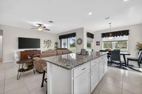7697 NW Greenbank Circle Port St Lucie FL 34987