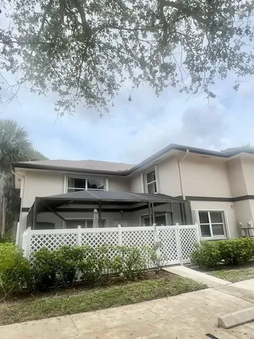 40 Essex Court Royal Palm Beach FL 33411