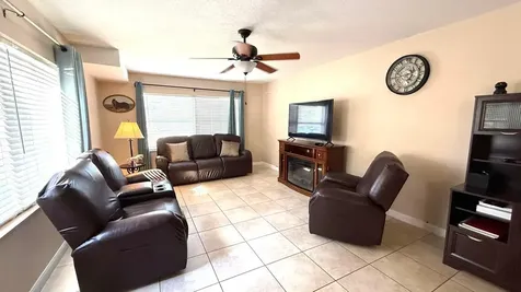 40 Essex Court Royal Palm Beach FL 33411