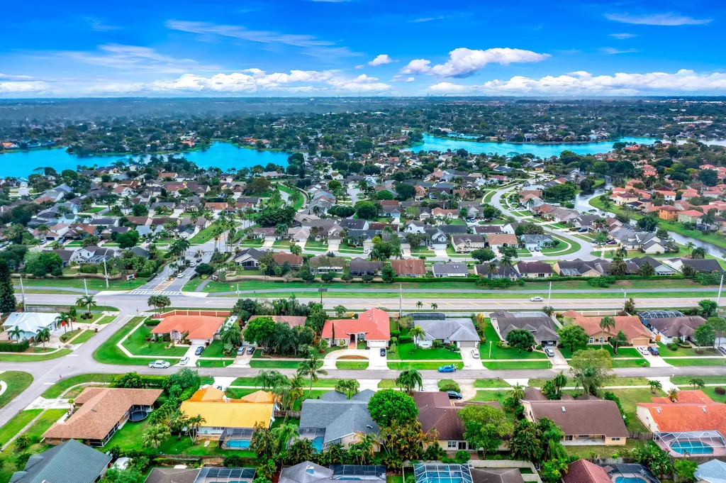 1637 Farmington Circle Wellington FL 33414