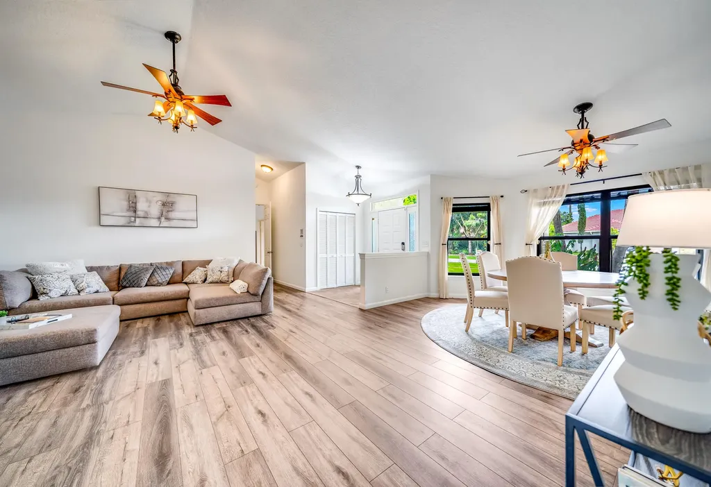 1637 Farmington Circle Wellington FL 33414