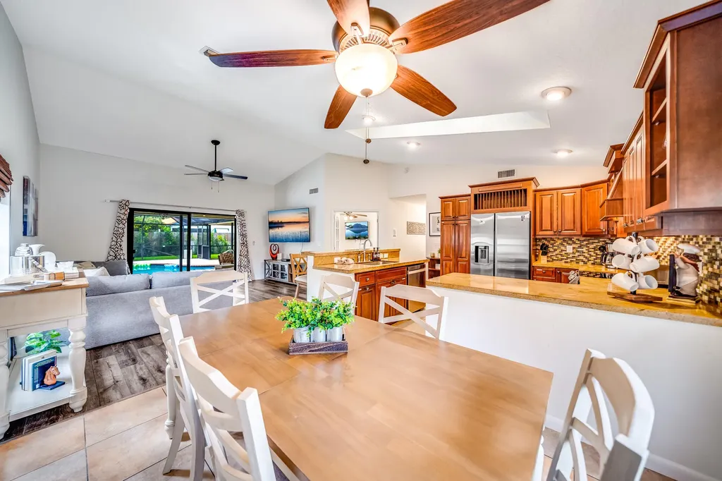 1637 Farmington Circle Wellington FL 33414