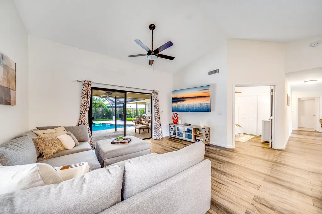 1637 Farmington Circle Wellington FL 33414