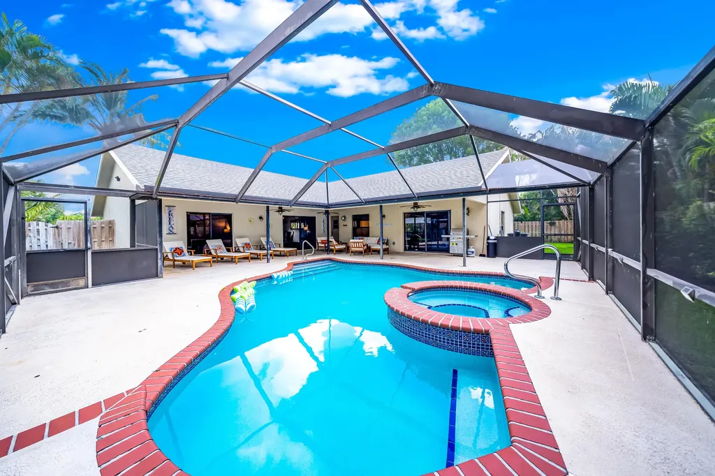 1637 Farmington Circle Wellington FL 33414