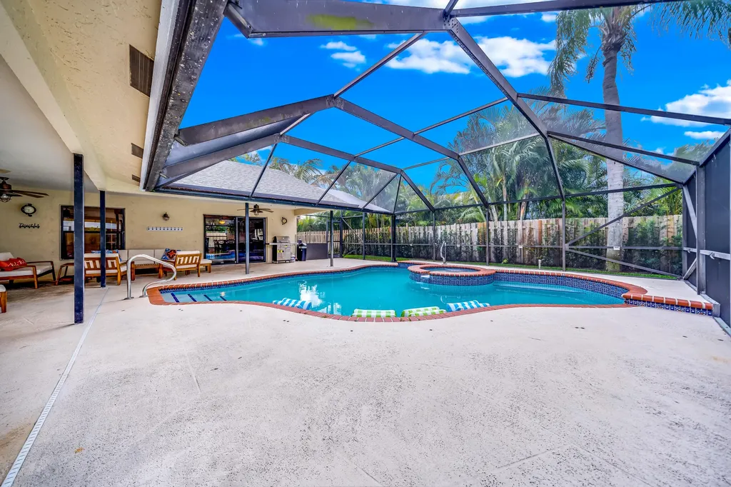 1637 Farmington Circle Wellington FL 33414