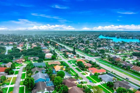 1637 Farmington Circle Wellington FL 33414