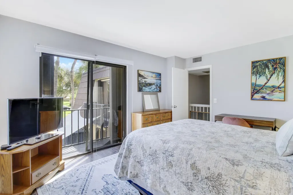 912 9th Court Palm Beach Gardens FL 33410