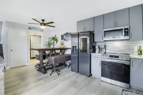 912 9th Court Palm Beach Gardens FL 33410