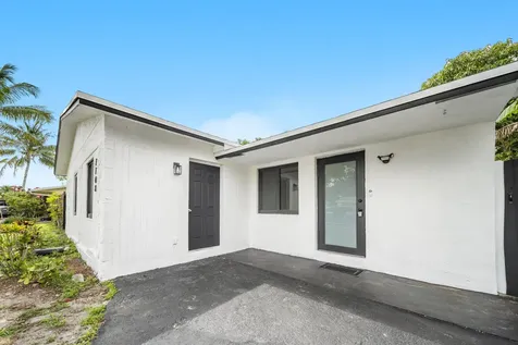 7708 SW 9th Street North Lauderdale FL 33068