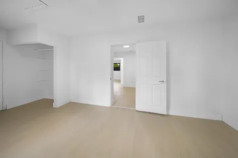 7708 SW 9th Street North Lauderdale FL 33068