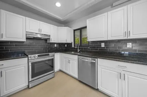 7708 SW 9th Street North Lauderdale FL 33068