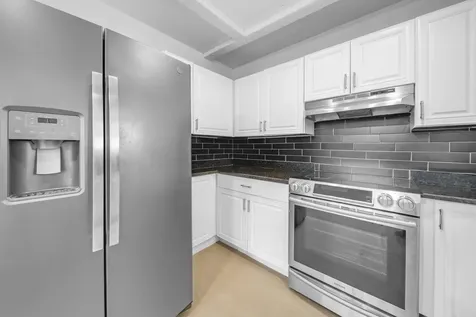 7708 SW 9th Street North Lauderdale FL 33068