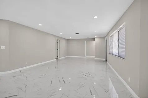 9361 SE Duncan Street Hobe Sound FL 33455